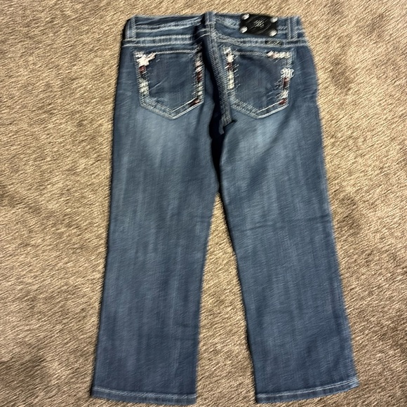 Women’s size 30 Miss me Capri - Picture 5 of 7